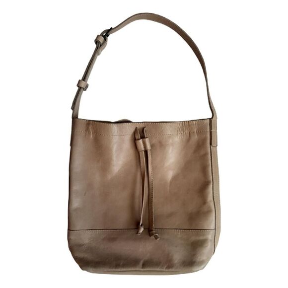 Fashionable Local + Global Leather Beige Tote Bag - Picture 2 of 11